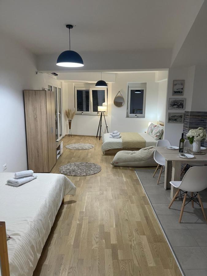 R&B Apartment City Center Ohrid Bagian luar foto