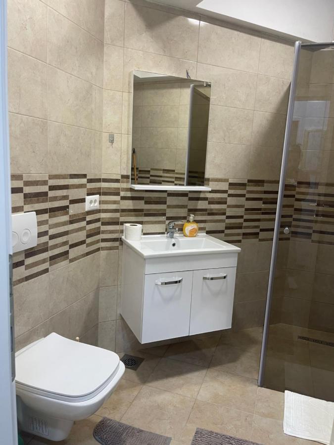 R&B Apartment City Center Ohrid Bagian luar foto